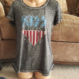 Kiss Spirit of '76 distressed wash tee!
